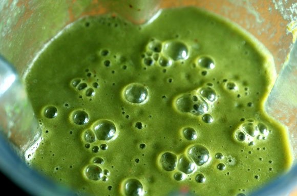 The Making of Green Smoothie: Inside of my Vitamix